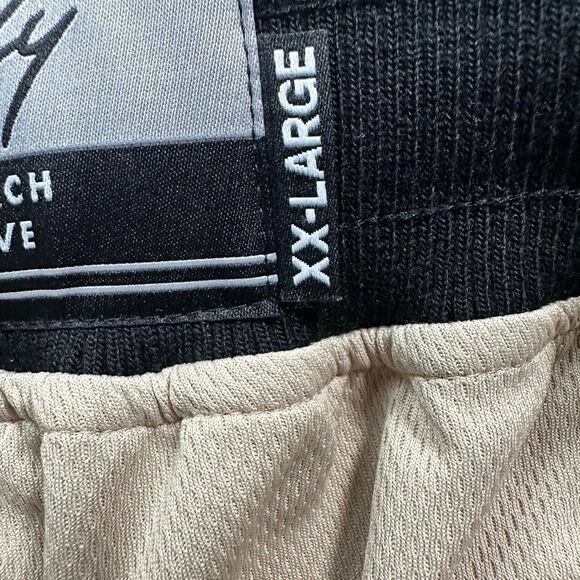 NWT Rod Wave SOULFLY Men’s Beige Shorts Butterfly Embroidered Patches & Logo XXL - Picture 4 of 8